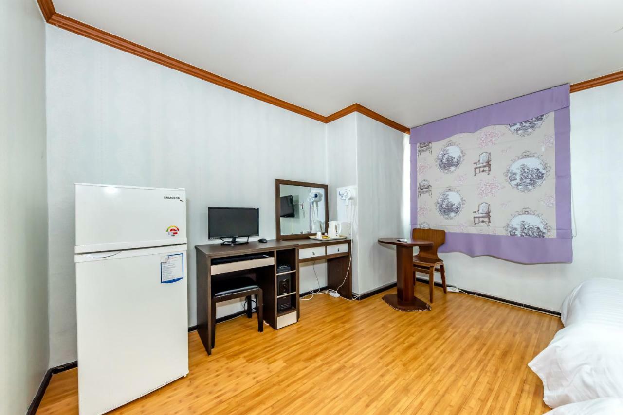 Tamragio Residence Hotel Jeju Buitenkant foto