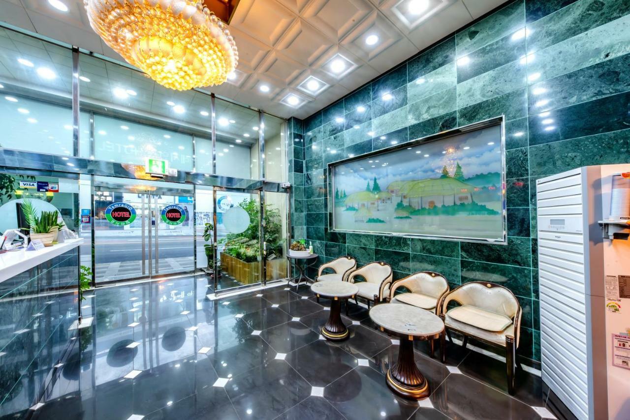 Tamragio Residence Hotel Jeju Buitenkant foto